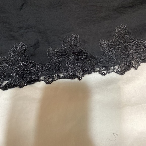 Forever 21 Camisole Blacklace nylon & spaghetti straps blacklace Small - Picture 3 of 6